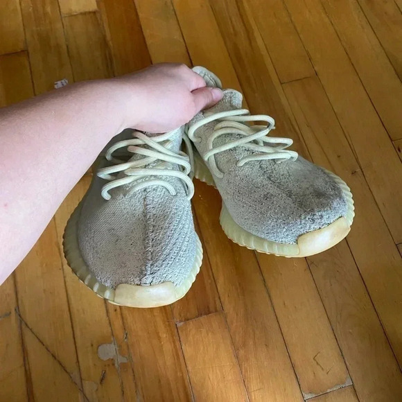 Authentic yeezy boost v2 - Picture 8 of 16